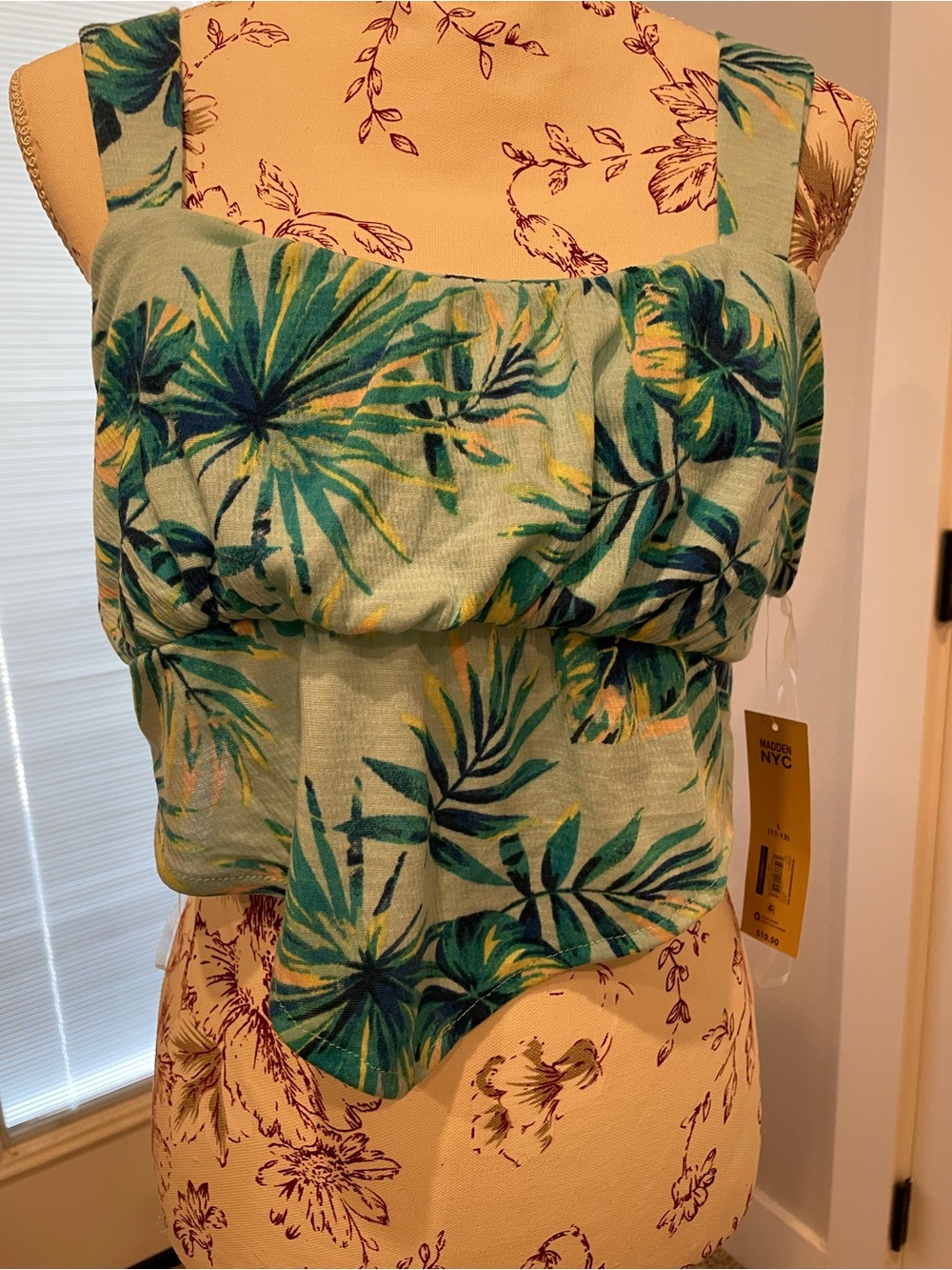 Madison NYC Mint Green Tropical Leaf Square-Neck Camisole